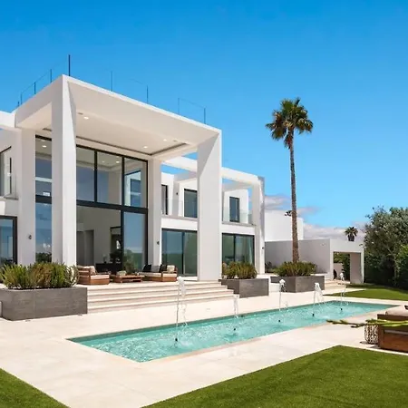 Villa Carvoeiro Sleeps 12 With Pool Air Con And Wifi Carvoeiro (Lagoa)