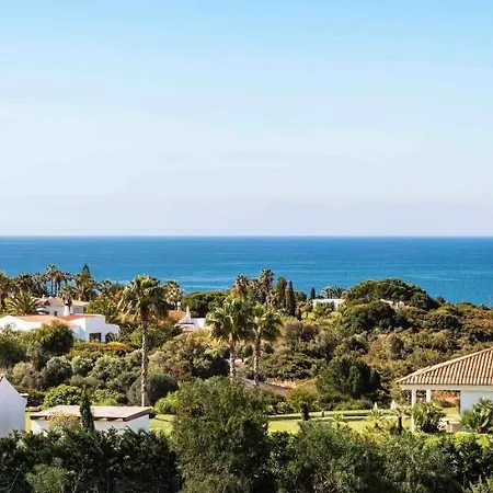 Carvoeiro Sleeps 12 With Pool Air Con And Wifi