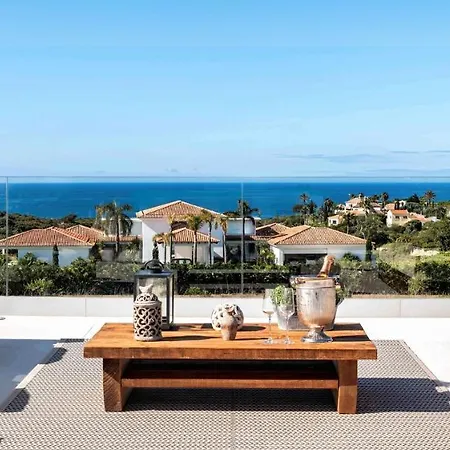 ヴィラ Carvoeiro Sleeps 12 With Pool Air Con And Wifi *